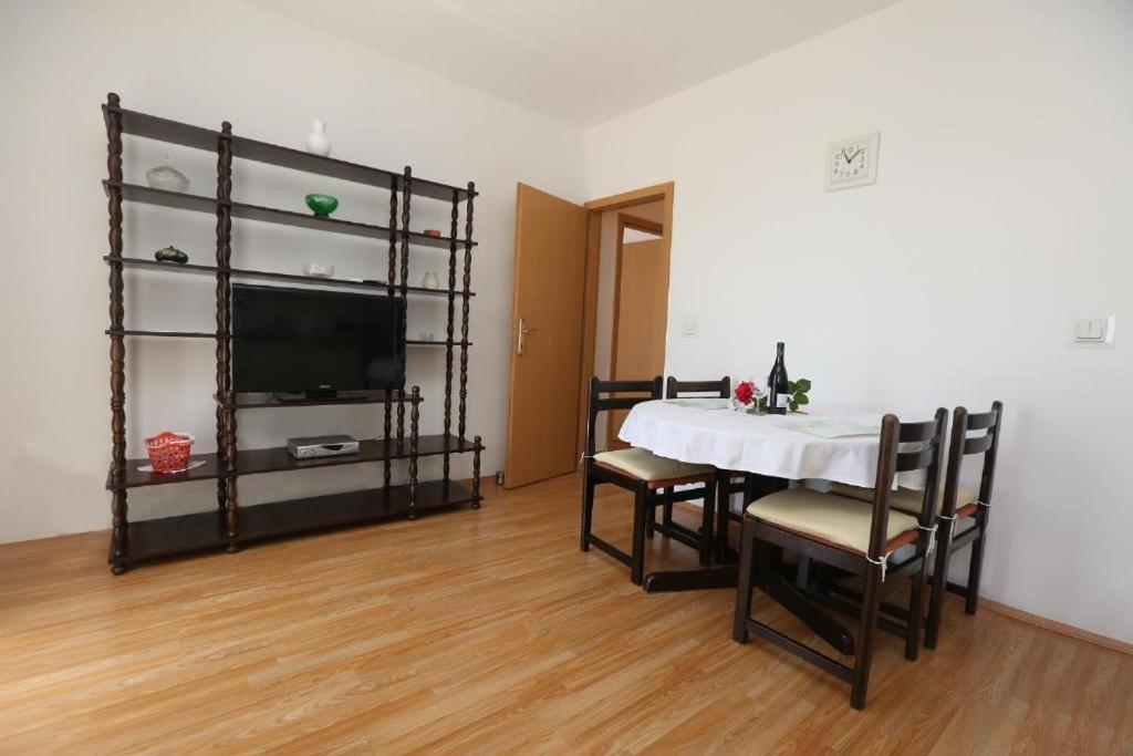 Apartment Davorka Primosten Luaran gambar