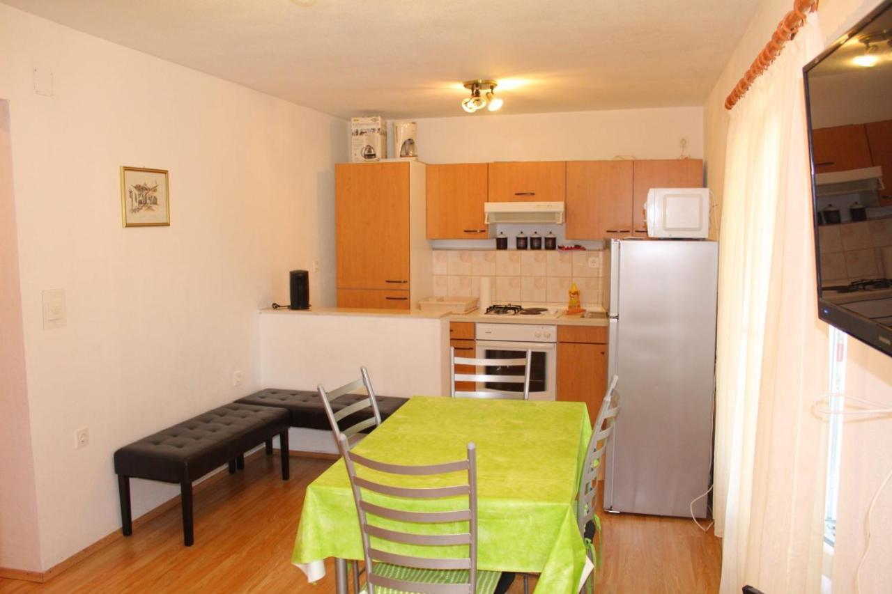 Apartment Davorka Primosten Luaran gambar