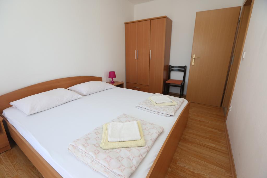 Apartment Davorka Primosten Luaran gambar