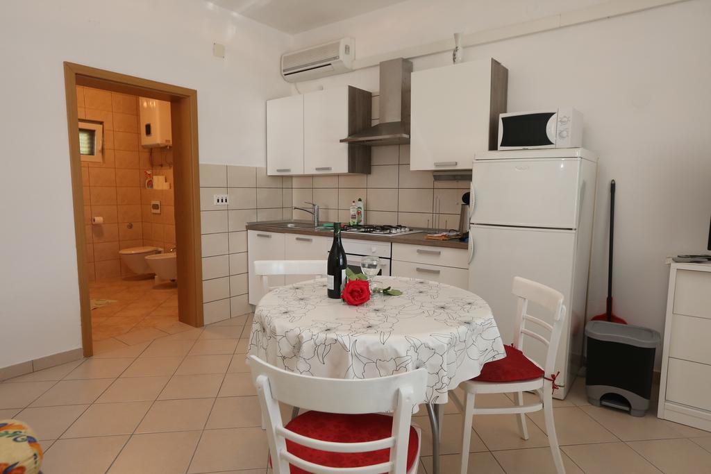 Apartment Davorka Primosten Luaran gambar