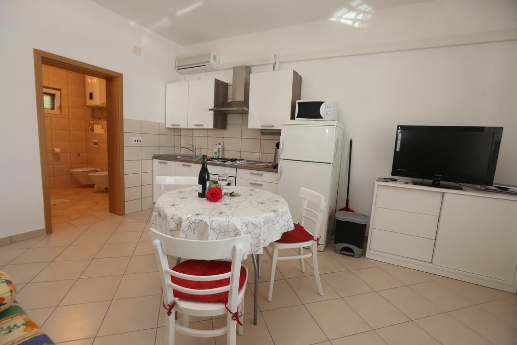 Apartment Davorka Primosten Luaran gambar